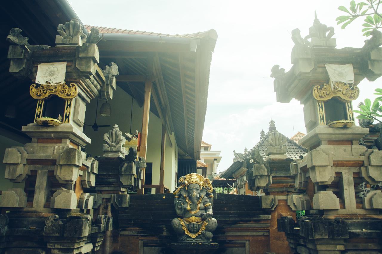 Gatra Ubud Inn Buitenkant foto