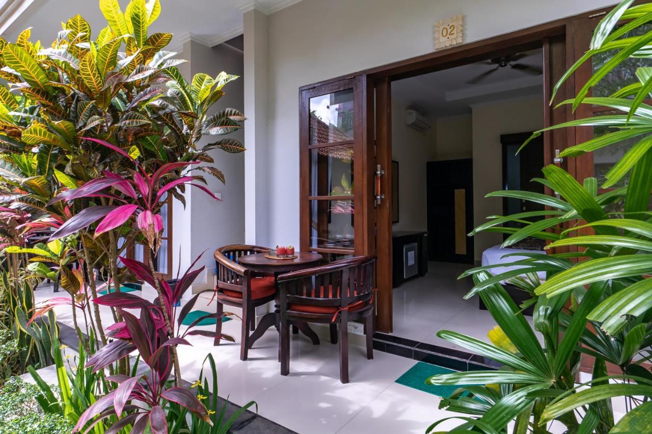 Gatra Ubud Inn Buitenkant foto