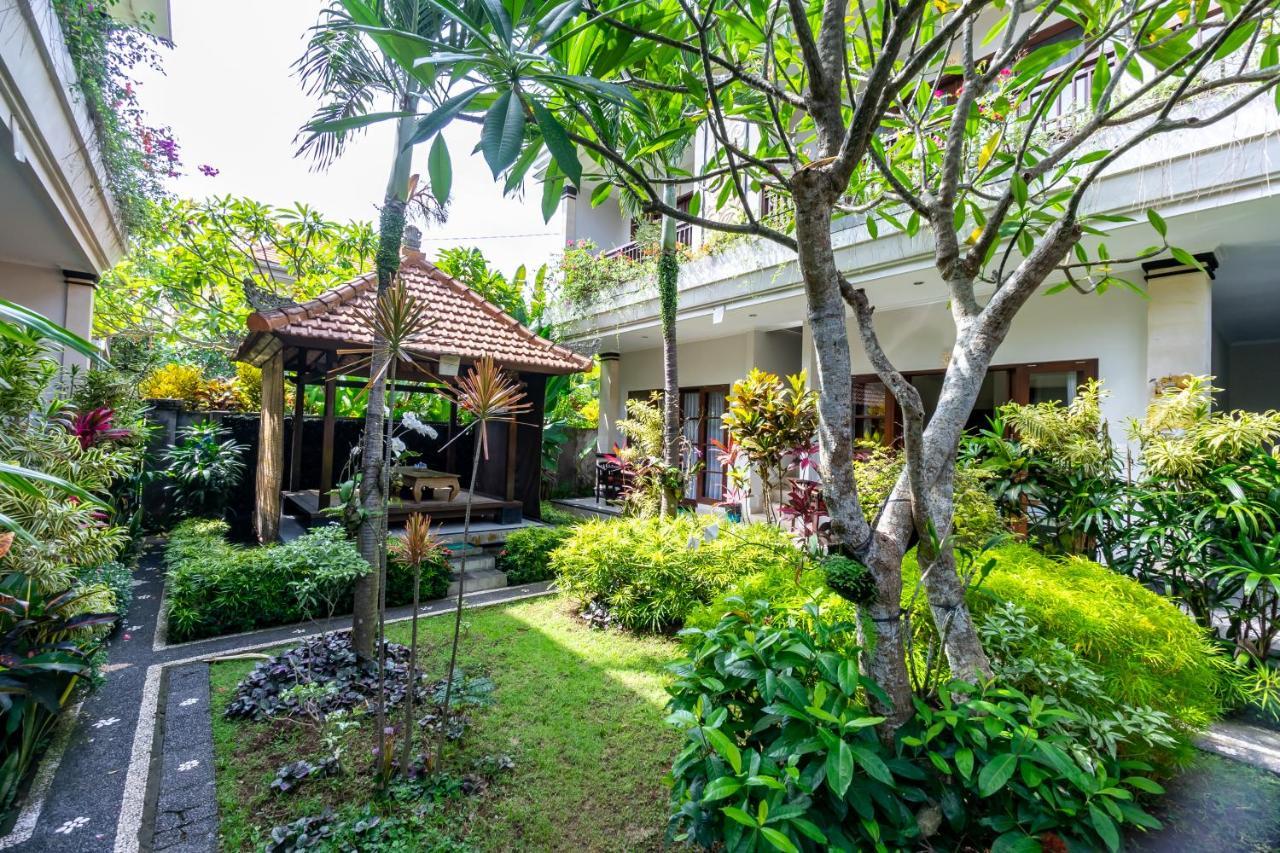 Gatra Ubud Inn Buitenkant foto