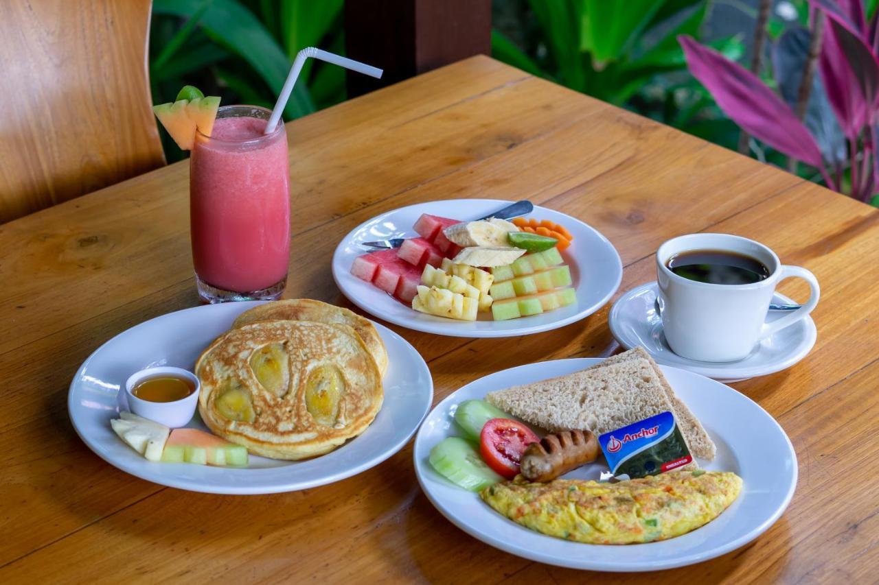 Gatra Ubud Inn Buitenkant foto
