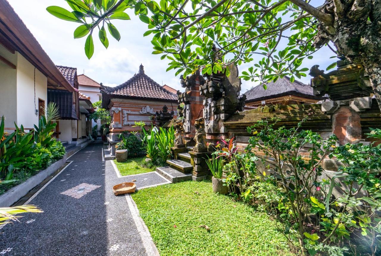 Gatra Ubud Inn Buitenkant foto